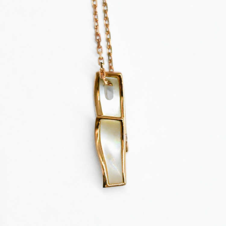 Picture of Mother of Pearl Pendant